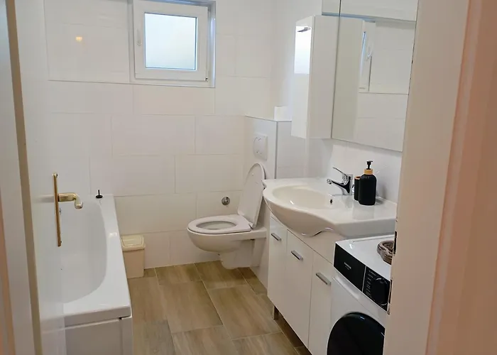 Appartement Sunny With 3 Bedrooms *