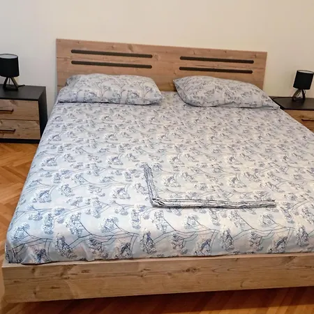 Sunny With 3 Bedrooms Appartement