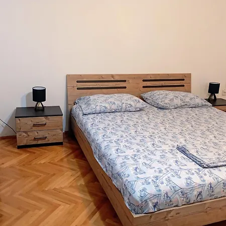 Appartement Sunny With 3 Bedrooms *