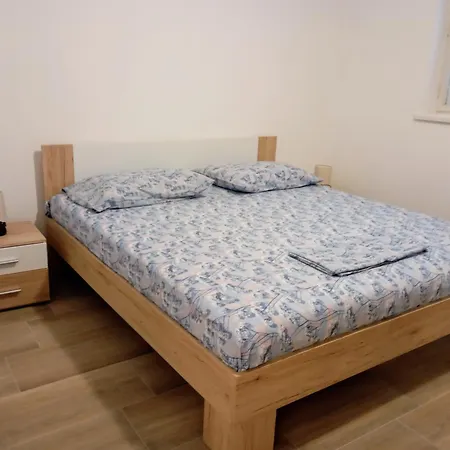 Sunny With 3 Bedrooms Appartement